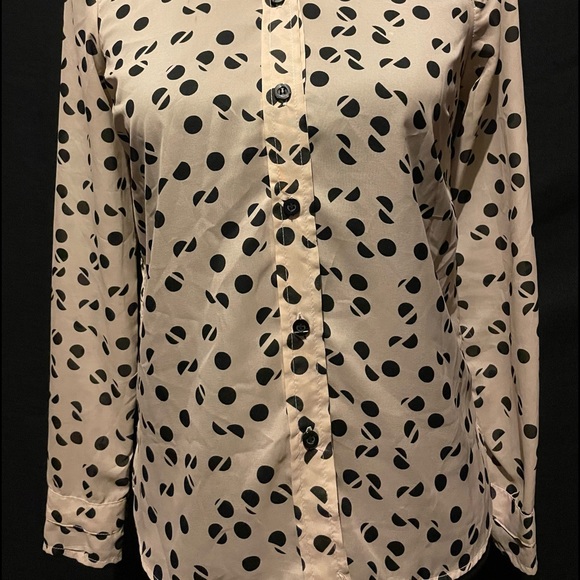 BCBG Stylish beige polka dot top - Picture 7 of 7